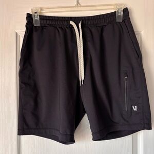 Vuori Sunday Morning Performance Black shorts in black Men's Athletic medium
